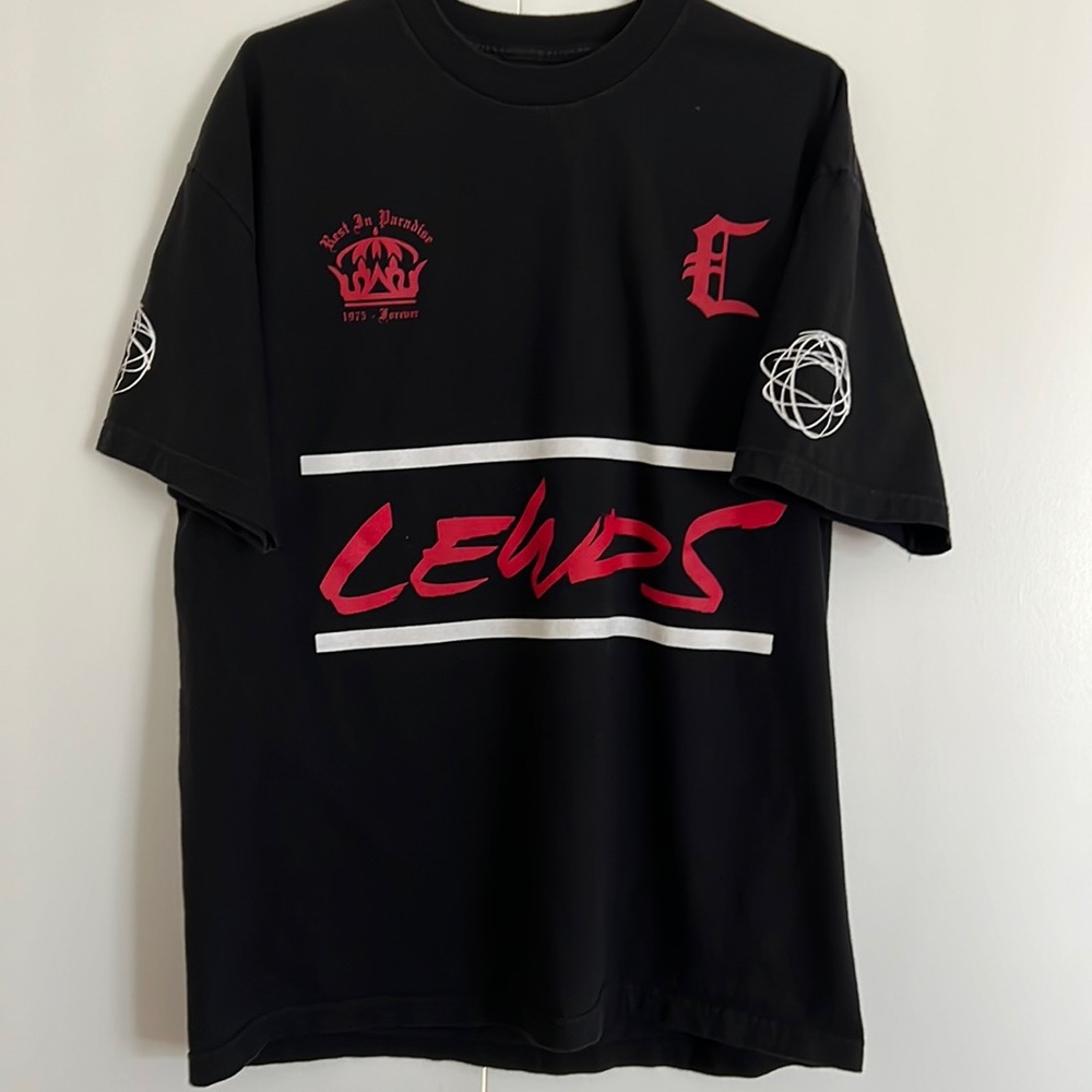 Crooks men t shirt one time used